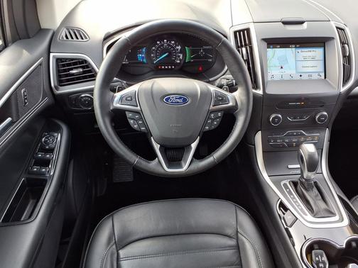 Ruby Red Metallic Tinted Clearcoat 2016 Ford Edge SEL