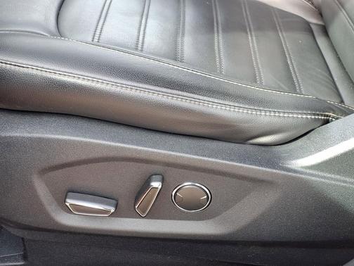 Ruby Red Metallic Tinted Clearcoat 2016 Ford Edge SEL