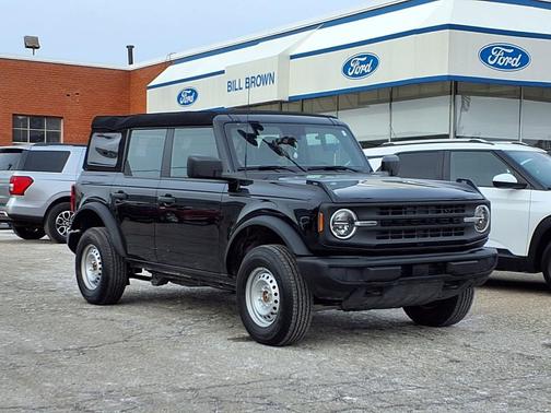 2023 Ford Bronco Base