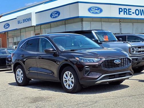 Cinnabar Red Metallic Premium Colorant 2023 Ford Escape Active