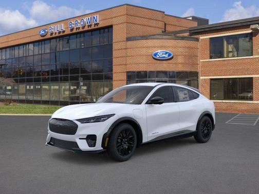 Star White Metallic Tri-Coat 2026 Ford Mustang Mach-E Premium