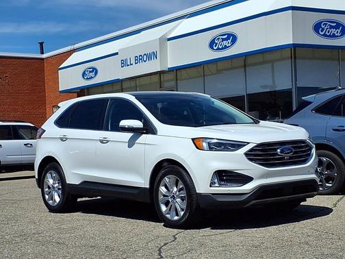 Star White Metallic Tri-Coat 2024 Ford Edge Titanium