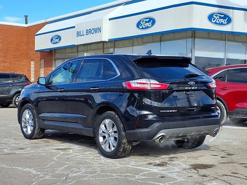 2024 Ford Edge Titanium