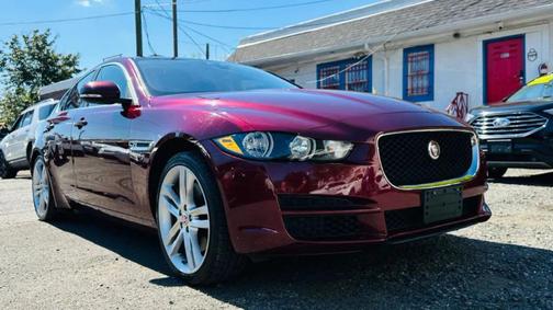 2017 Jaguar XE 35t Prestige