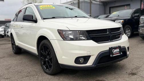 White 2014 Dodge Journey SXT