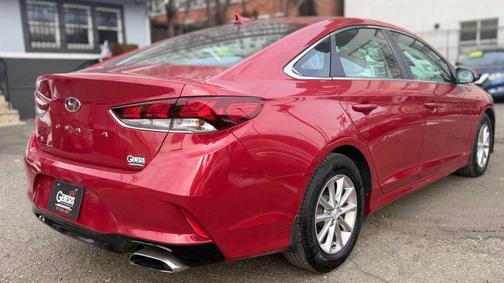 2019 Hyundai SONATA SE