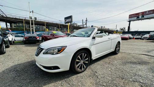 2012 Chrysler 200 S