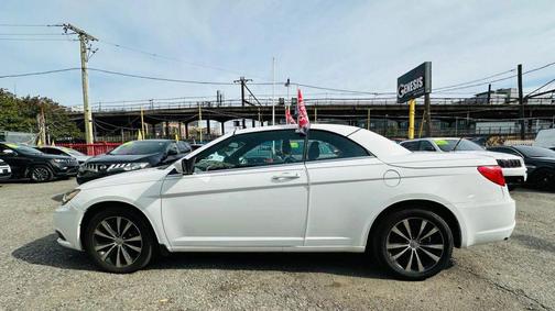 2012 Chrysler 200 S