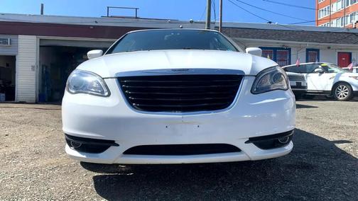 2012 Chrysler 200 S