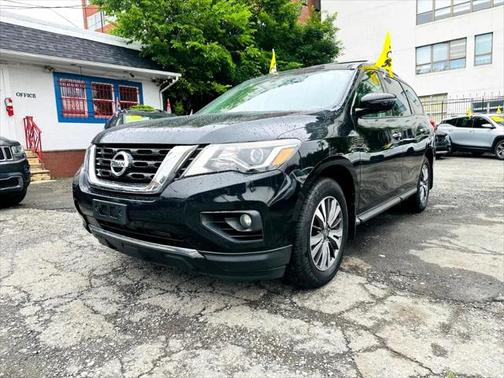 2017 Nissan Pathfinder Platinum