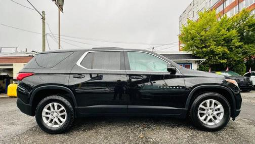 2018 Chevrolet Traverse LT Cloth