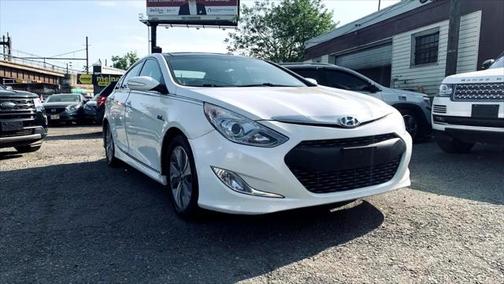 2015 Hyundai SONATA Hybrid Limited