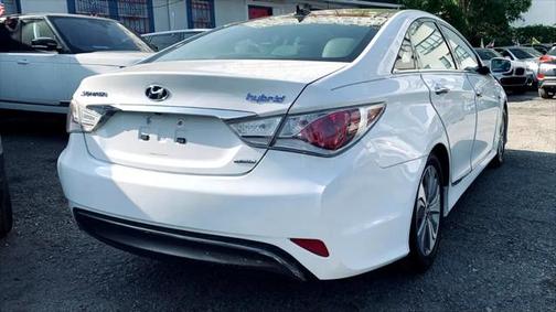 2015 Hyundai SONATA Hybrid Limited