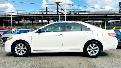 2011 Toyota Camry SE