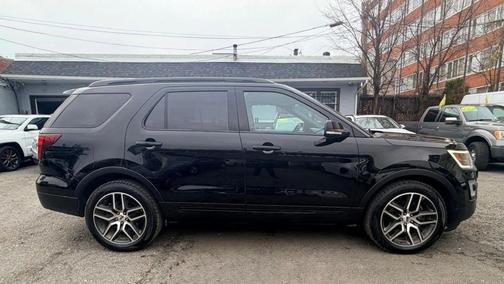 2017 Ford Explorer sport
