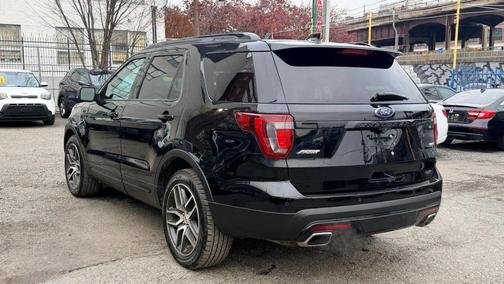 2017 Ford Explorer sport