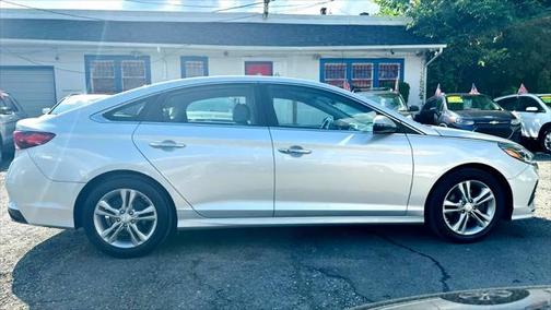 2018 Hyundai SONATA SEL