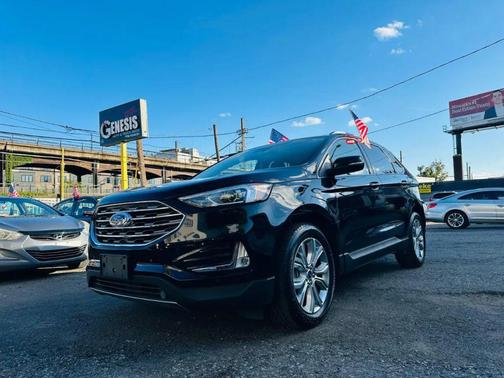 2020 Ford Edge Titanium