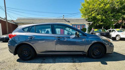 2017 Subaru Impreza 2.0i