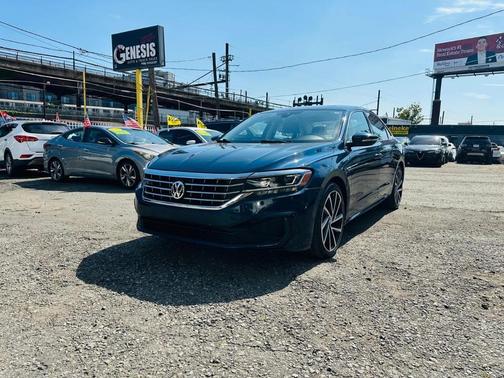 2020 Volkswagen Passat 2.0T R-Line