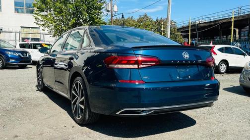 2020 Volkswagen Passat 2.0T R-Line