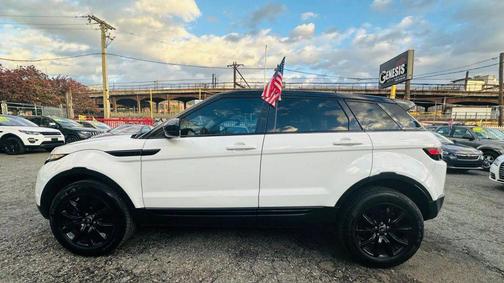 2019 Land Rover Range Rover Evoque SE Premium Sport Utility 4D