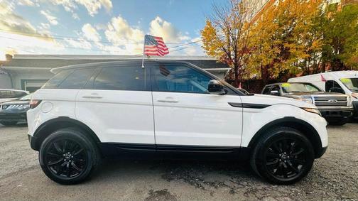 2019 Land Rover Range Rover Evoque SE Premium Sport Utility 4D