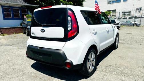 2016 Kia Soul Base