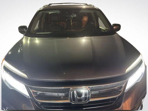2020 Honda Pilot Touring 8-Passenger
