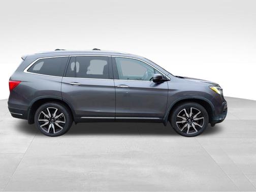 2020 Honda Pilot Touring 8-Passenger