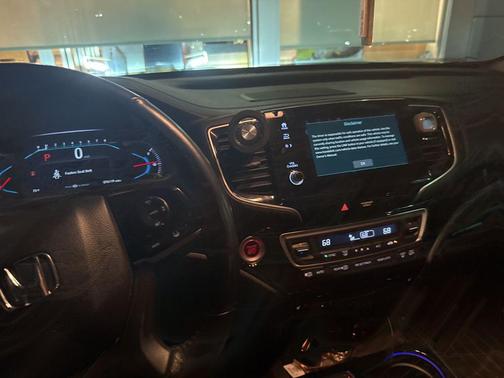 2020 Honda Pilot Touring 8-Passenger