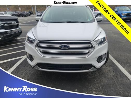 Photo 1 of 19 of 2019 Ford Escape SE