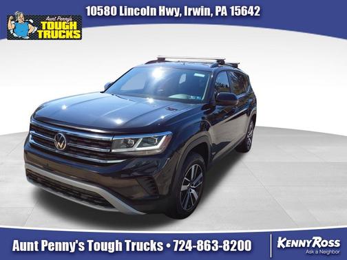 Deep Black Pearl 2022 Volkswagen Atlas 2.0T SE