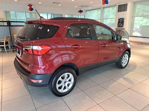Photo 5 of 36 of 2021 Ford EcoSport SE