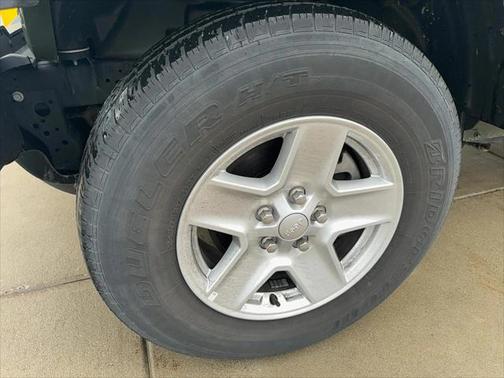 2022 Jeep Gladiator Sport S 4x4