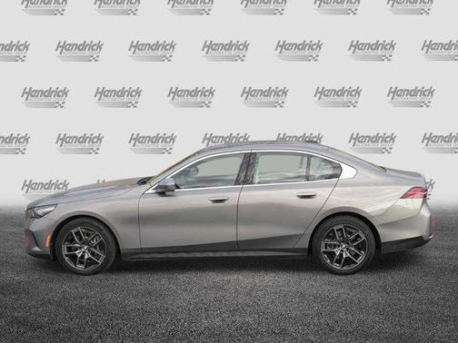 2026 BMW 540 i xDrive