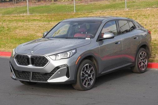 2025 BMW X2 xDrive28i