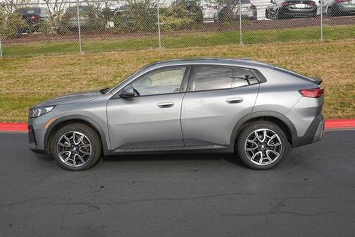 2025 BMW X2 xDrive28i