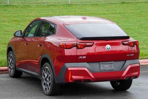 2025 BMW X2 xDrive28i