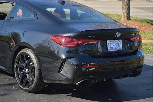 Black Sapphire Metallic 2026 BMW M440 i xDrive