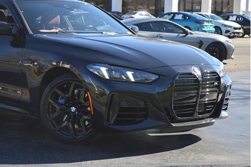 Black Sapphire Metallic 2026 BMW M440 i xDrive