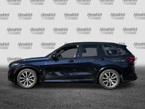 2024 BMW X5 M60i