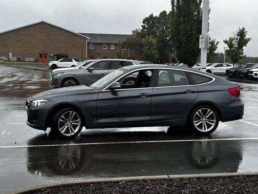 2017 BMW 330 Gran Turismo i xDrive
