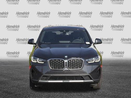 2025 BMW X4 xDrive30i