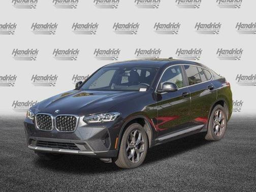 2025 BMW X4 xDrive30i