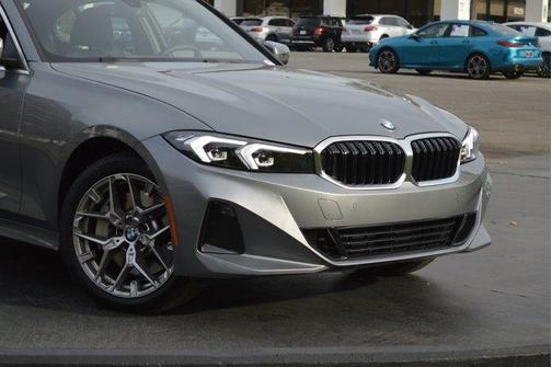 2025 BMW 330 i xDrive