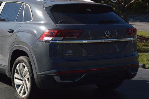 2022 Volkswagen Atlas Cross Sport 3.6L V6 SE w/Technology