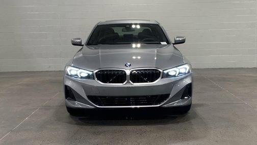 2025 BMW 330 i xDrive