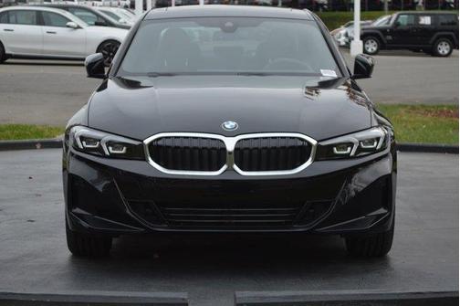 2025 BMW 330 i xDrive