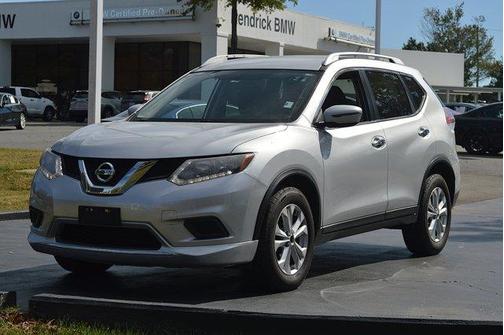 2016 Nissan Rogue SV